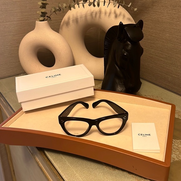 Celine( SOLD ) - Picture 2 of 6